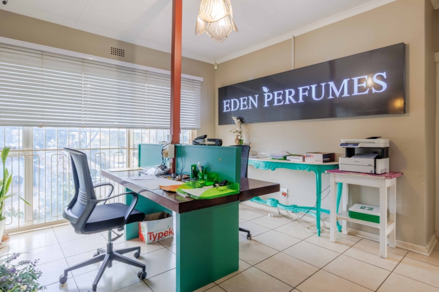 5 Bedroom Property for Sale in Eastleigh Gauteng