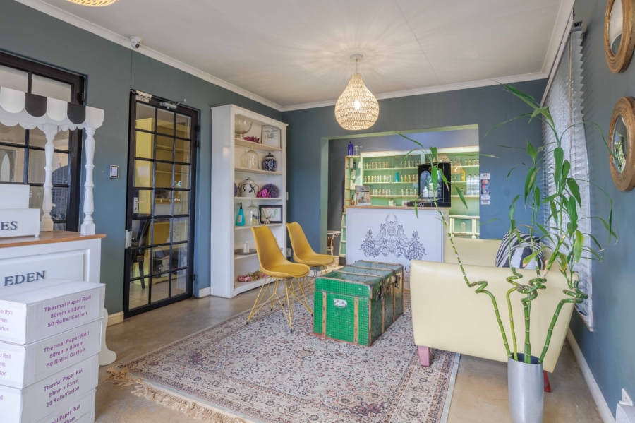 5 Bedroom Property for Sale in Eastleigh Gauteng
