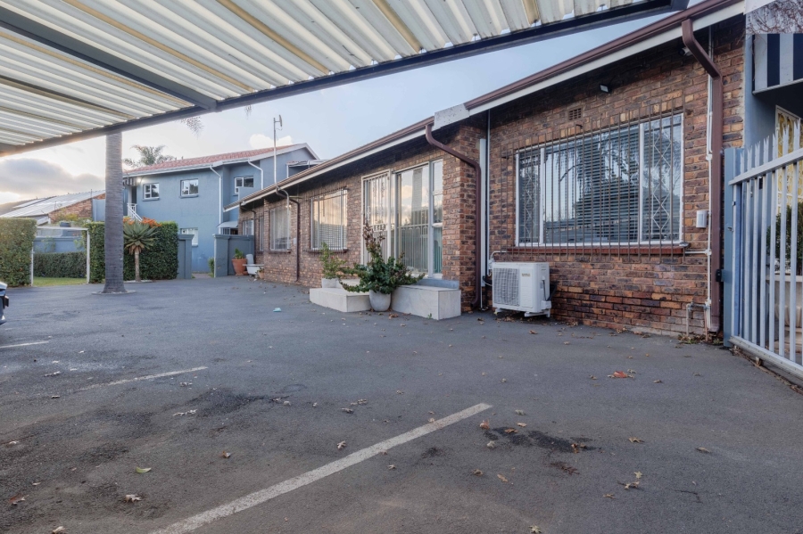 5 Bedroom Property for Sale in Eastleigh Gauteng