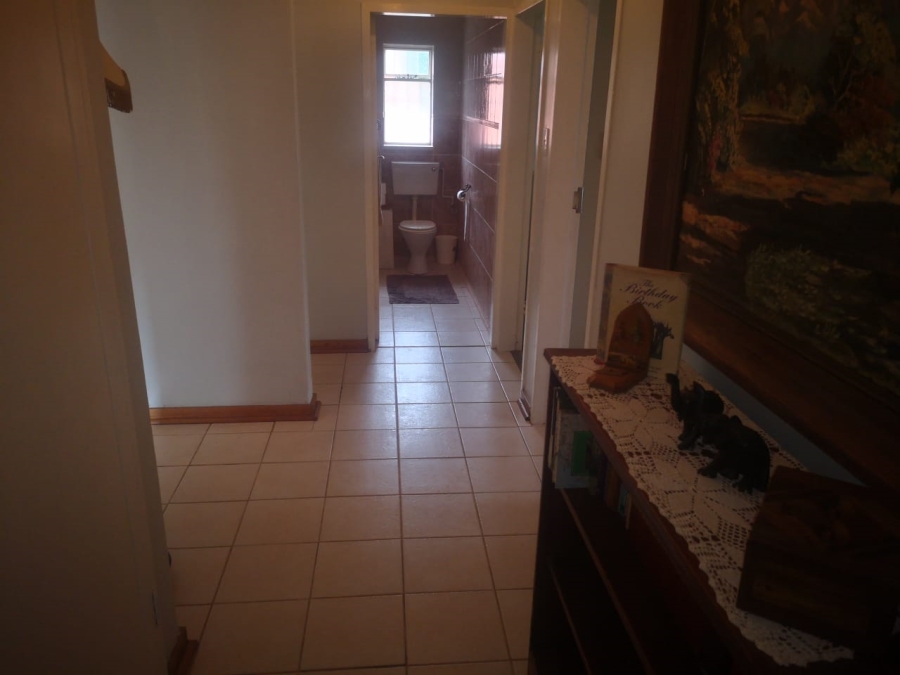 6 Bedroom Property for Sale in Primrose Hill Gauteng