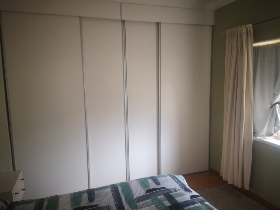 6 Bedroom Property for Sale in Primrose Hill Gauteng