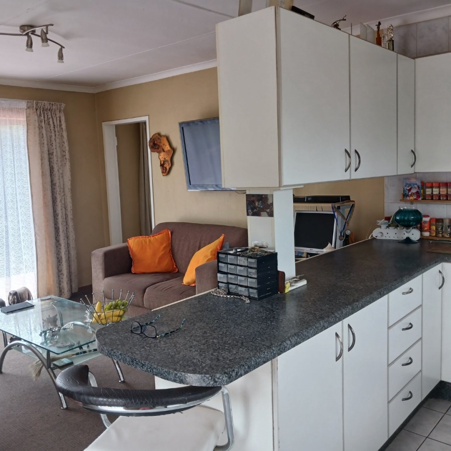 4 Bedroom Property for Sale in Edenvale Central Gauteng