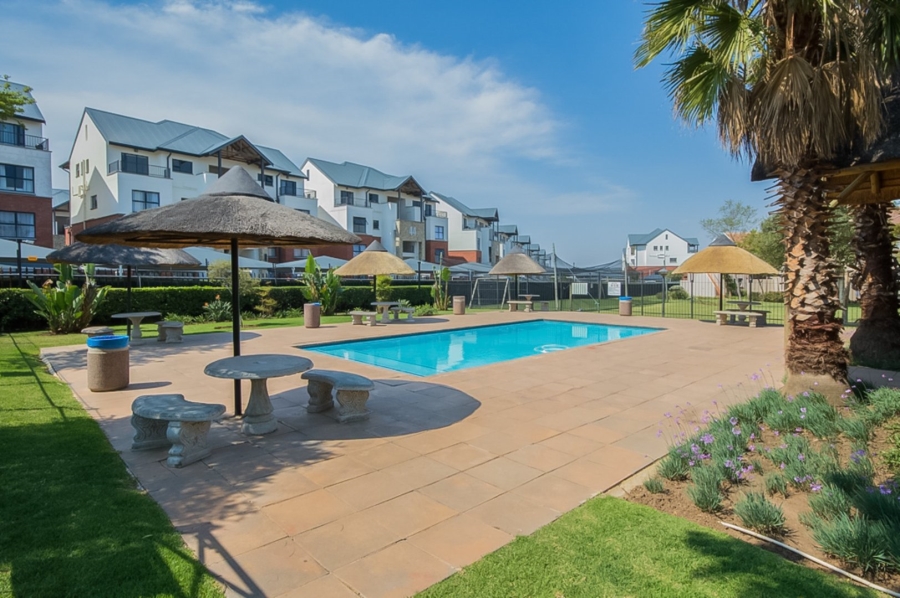 2 Bedroom Property for Sale in Greenstone Hill Gauteng