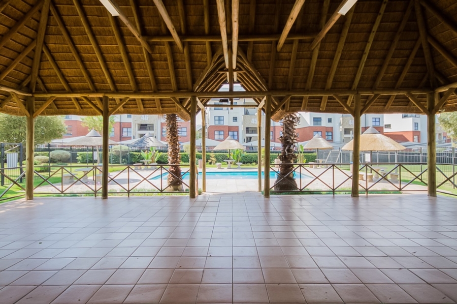 2 Bedroom Property for Sale in Greenstone Hill Gauteng
