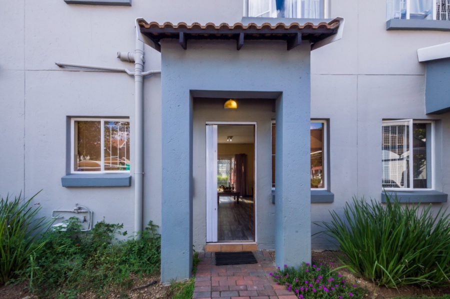2 Bedroom Property for Sale in Greenstone Hill Gauteng