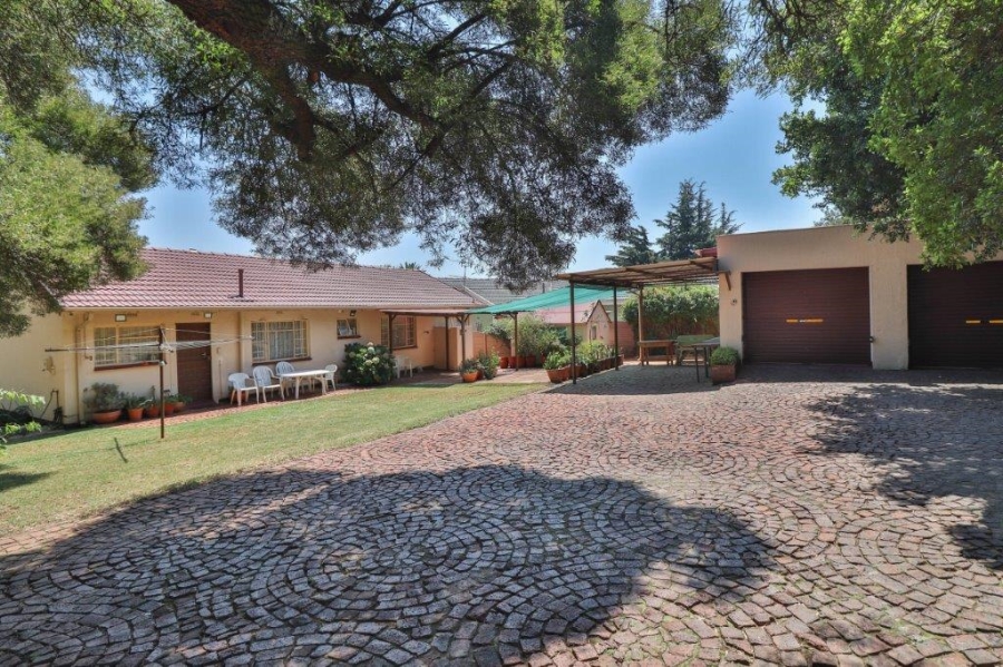 3 Bedroom Property for Sale in Croydon Gauteng