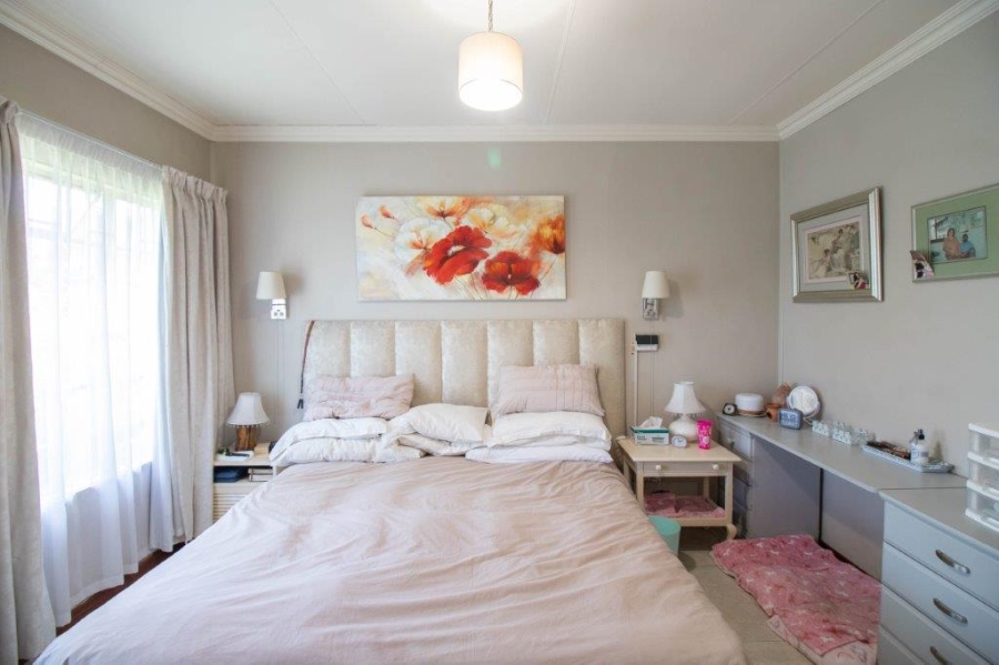 3 Bedroom Property for Sale in Croydon Gauteng