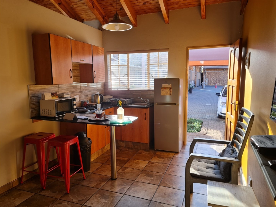 To Let 2 Bedroom Property for Rent in Eveleigh Gauteng