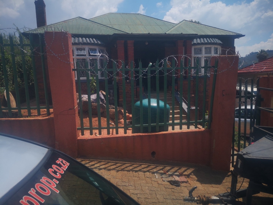 2 Bedroom Property for Sale in Kensington Gauteng