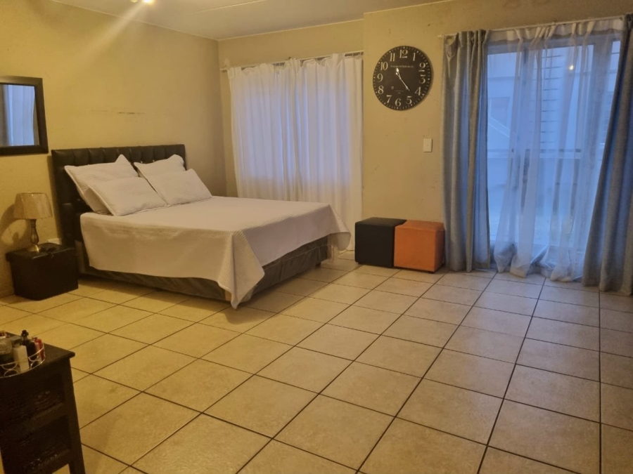To Let 1 Bedroom Property for Rent in Klippoortje Gauteng