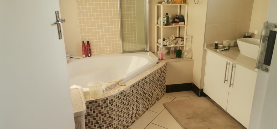 3 Bedroom Property for Sale in Sunward Park Gauteng