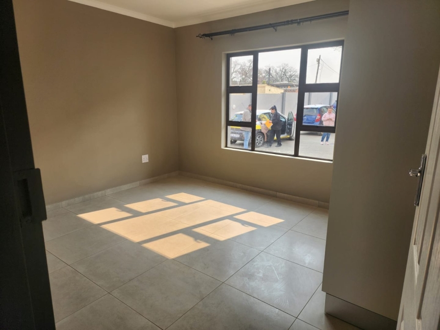 To Let 2 Bedroom Property for Rent in Witfield Gauteng