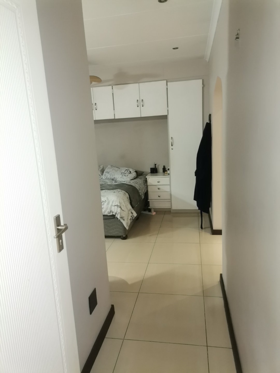 3 Bedroom Property for Sale in Sunward Park Gauteng