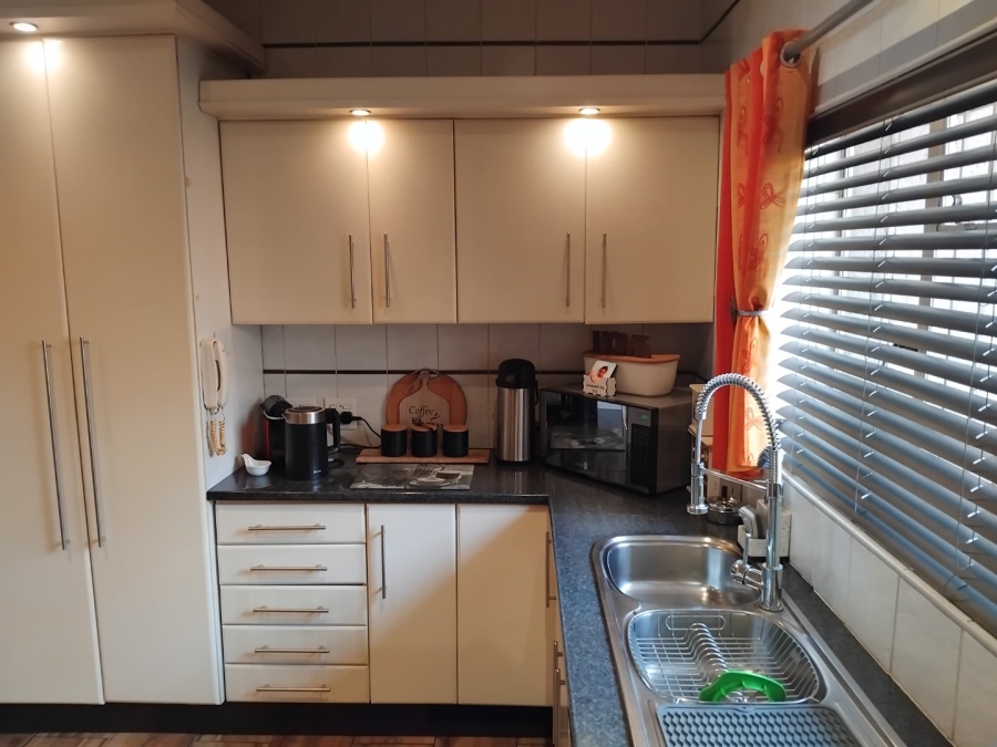 4 Bedroom Property for Sale in Solheim Gauteng
