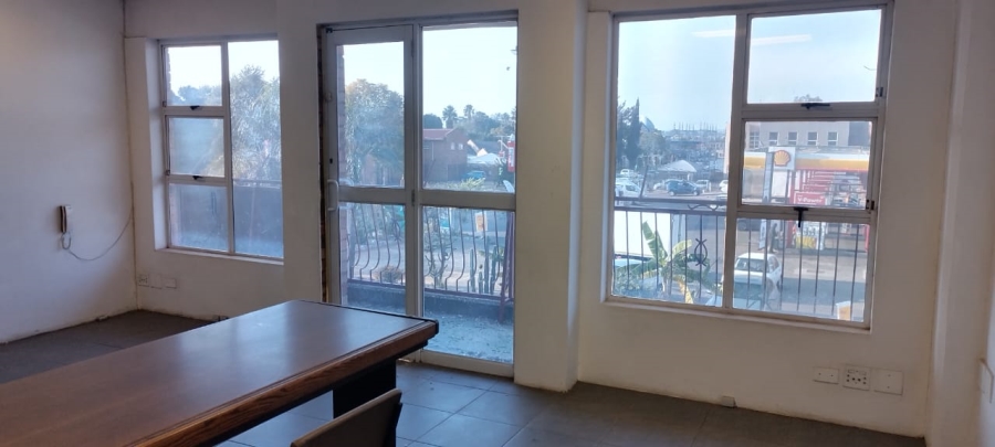To Let commercial Property for Rent in Lenasia Ext 8 Gauteng