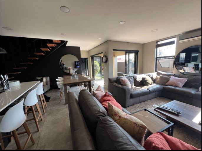 3 Bedroom Property for Sale in Edenvale Central Gauteng