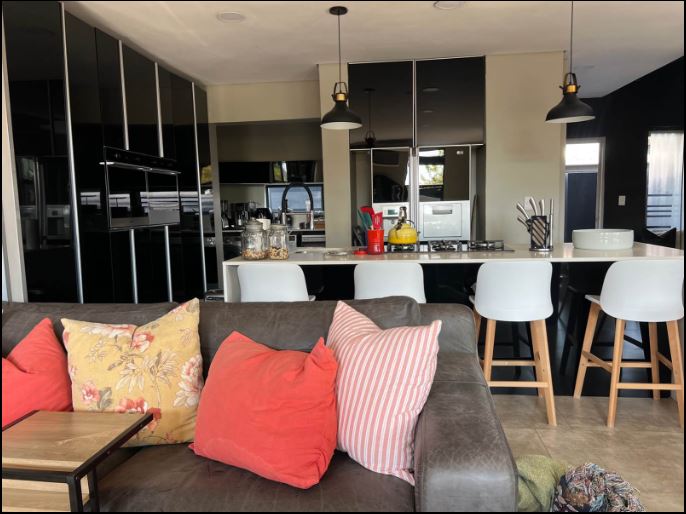 3 Bedroom Property for Sale in Edenvale Central Gauteng