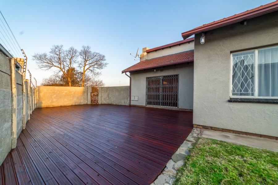 To Let 3 Bedroom Property for Rent in Ravensklip Gauteng