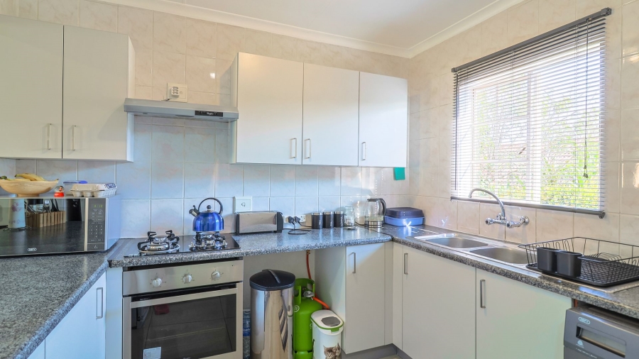 3 Bedroom Property for Sale in Wilgeheuwel Gauteng