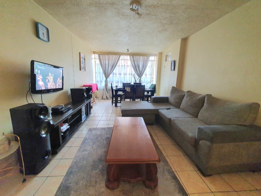 2 Bedroom Property for Sale in Muckleneuk Gauteng