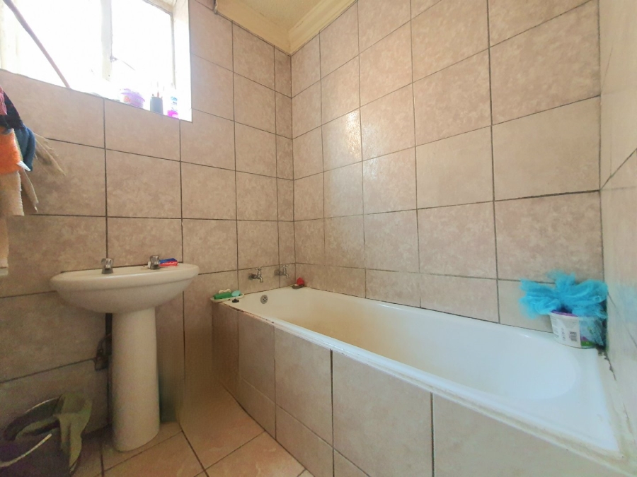 2 Bedroom Property for Sale in Muckleneuk Gauteng