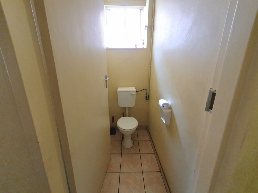 2 Bedroom Property for Sale in Muckleneuk Gauteng