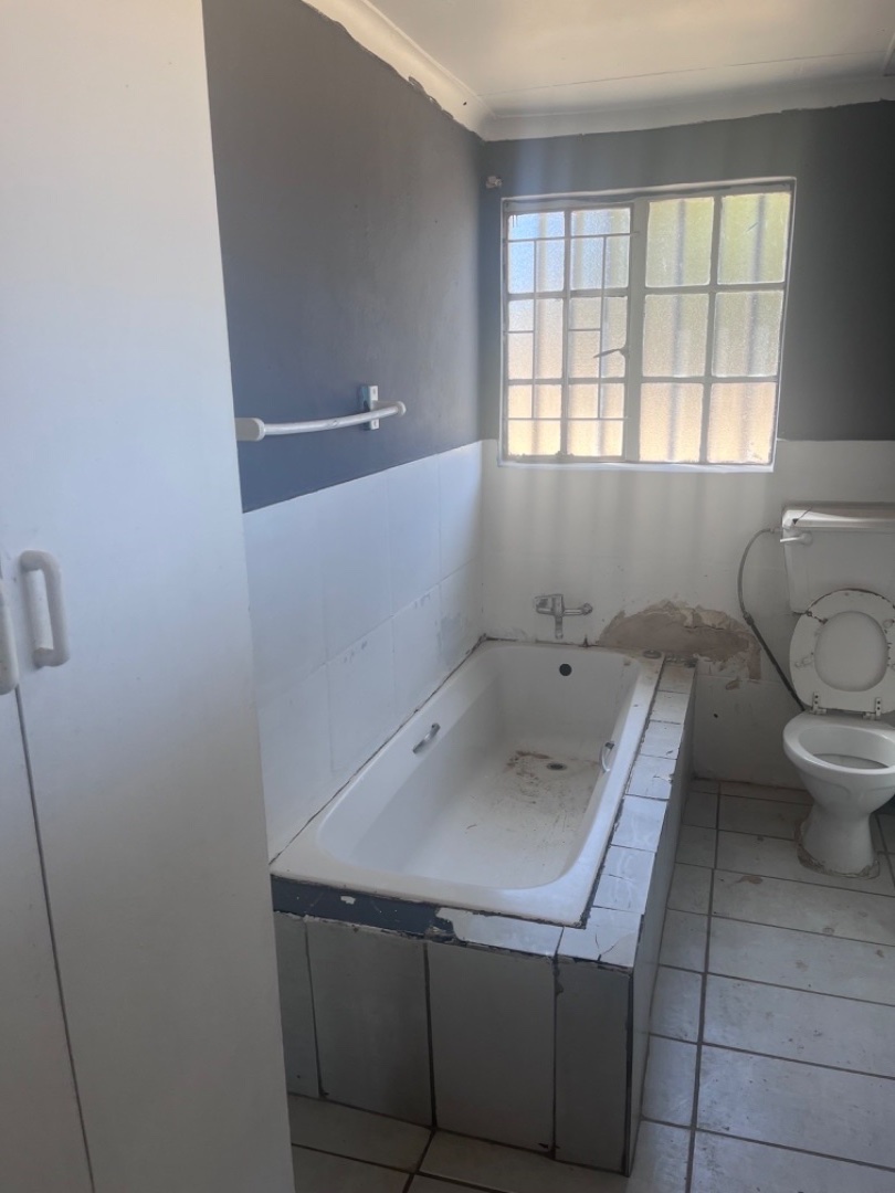 2 Bedroom Property for Sale in Benoni AH Gauteng
