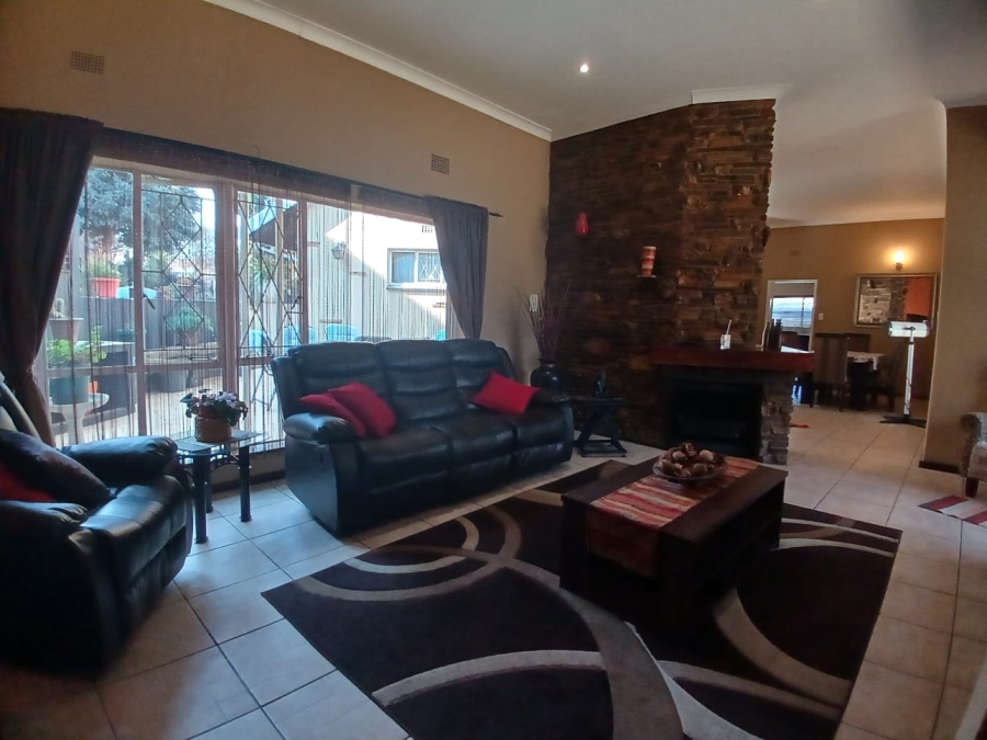 4 Bedroom Property for Sale in Hazelpark Gauteng