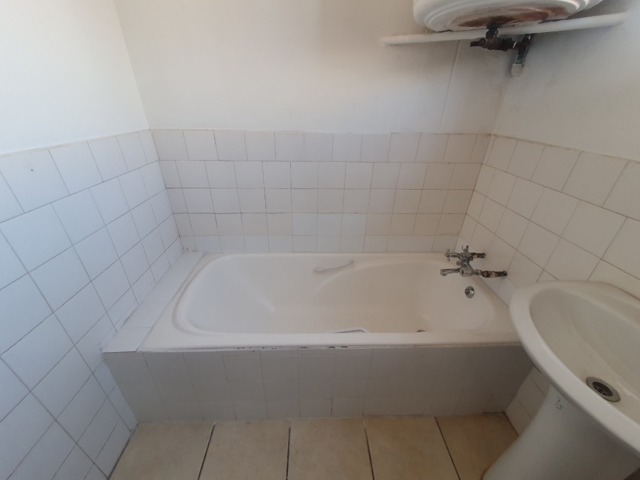 1 Bedroom Property for Sale in Pretoria Gauteng