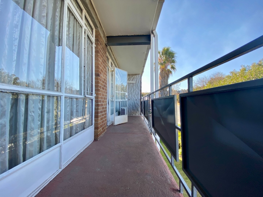 2 Bedroom Property for Sale in Edenvale Central Gauteng