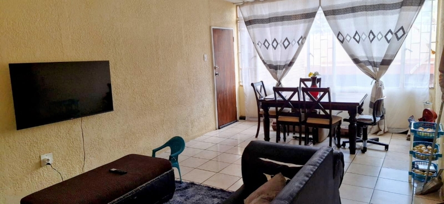 2 Bedroom Property for Sale in Muckleneuk Gauteng