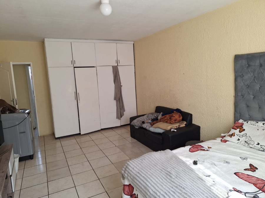 2 Bedroom Property for Sale in Muckleneuk Gauteng