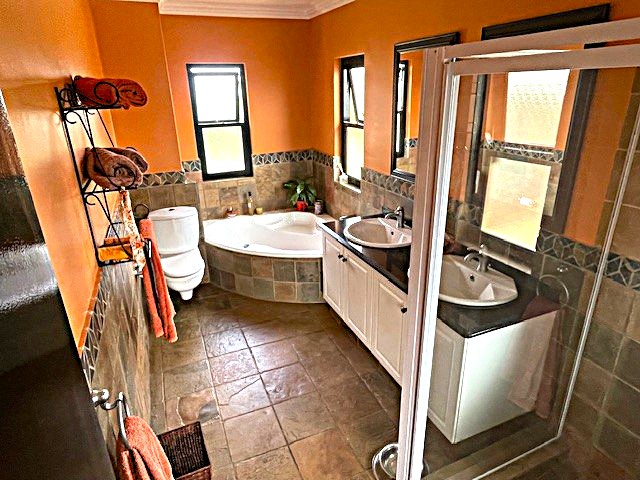 4 Bedroom Property for Sale in Maroeladal Gauteng