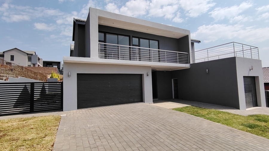  Bedroom Property for Sale in Eldo Village Estate Gauteng