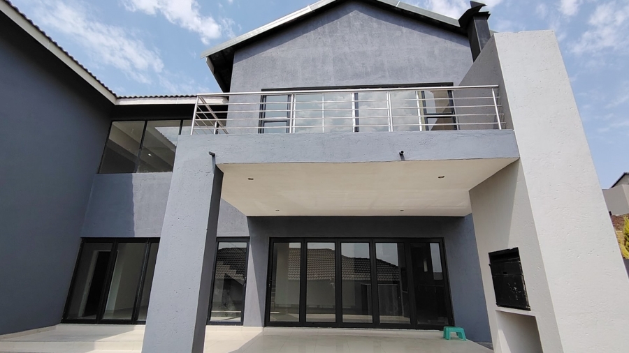  Bedroom Property for Sale in Eldo Village Estate Gauteng