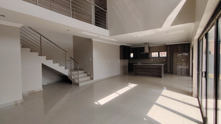  Bedroom Property for Sale in Eldo Village Estate Gauteng