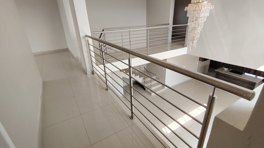  Bedroom Property for Sale in Eldo Village Estate Gauteng