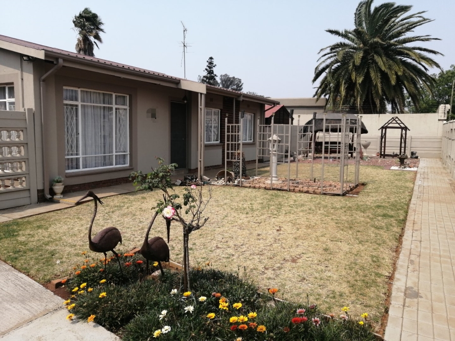 3 Bedroom Property for Sale in Edelweiss Gauteng