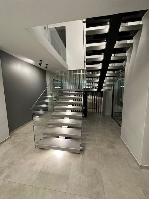 5 Bedroom Property for Sale in Midstream Heights Gauteng