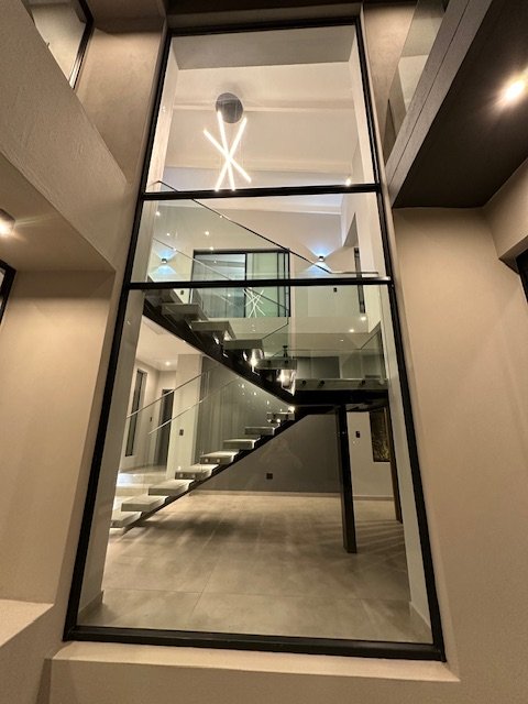 5 Bedroom Property for Sale in Midstream Heights Gauteng