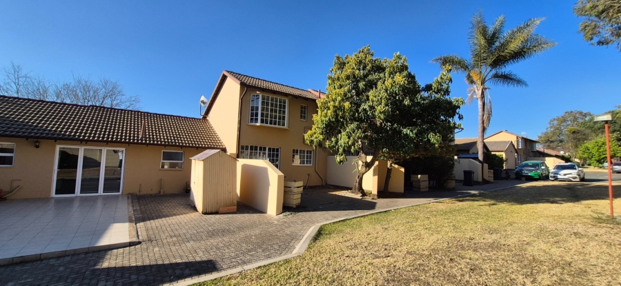 To Let 1 Bedroom Property for Rent in Ormonde Gauteng