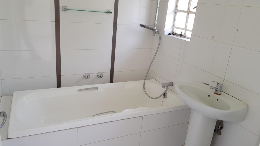 To Let 1 Bedroom Property for Rent in Ormonde Gauteng