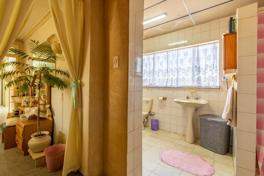 4 Bedroom Property for Sale in Modder East Gauteng