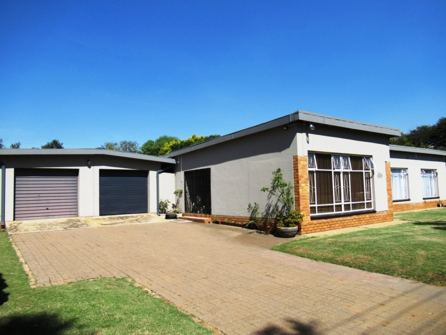 3 Bedroom Property for Sale in Erasmus Gauteng