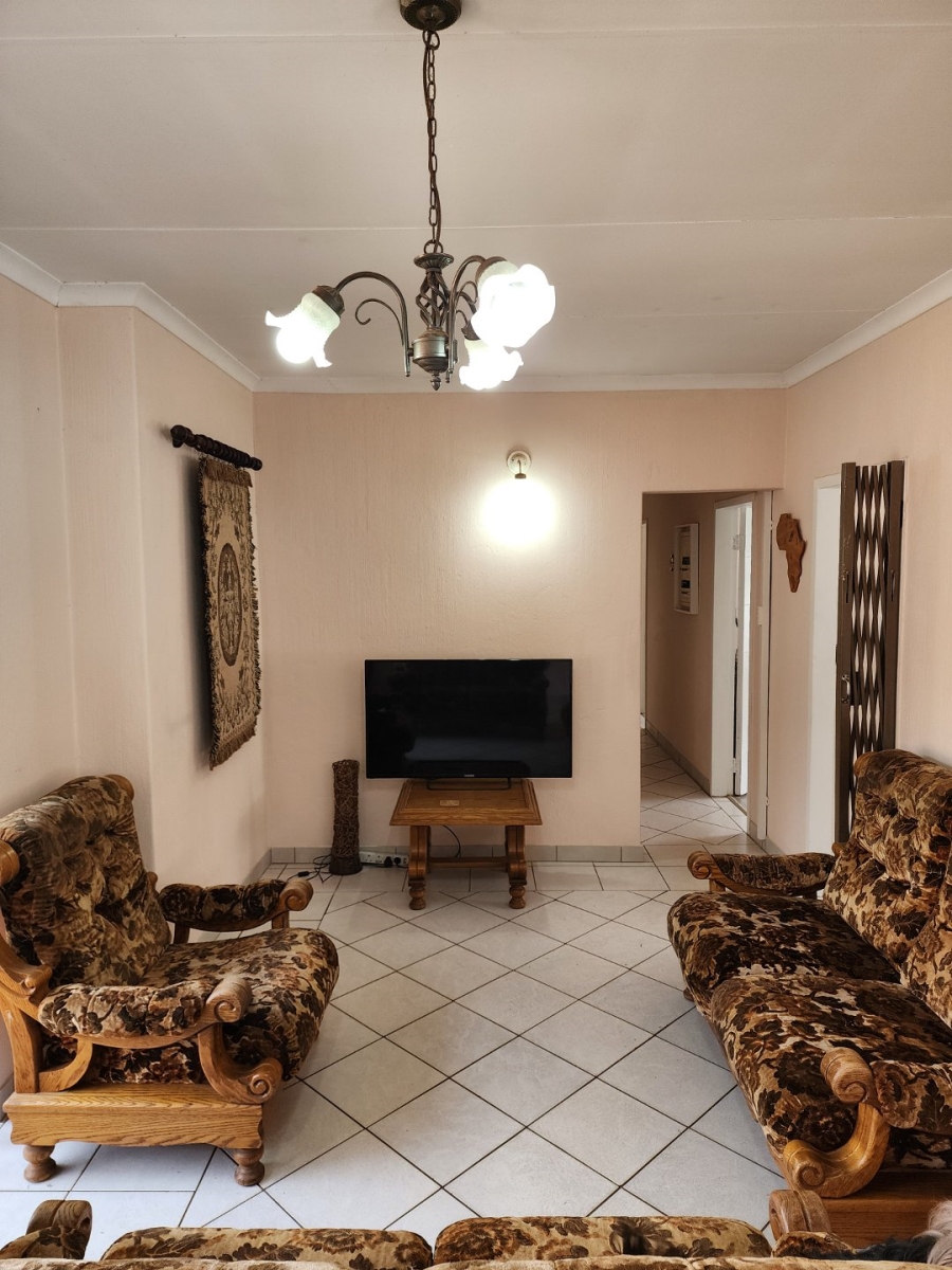 4 Bedroom Property for Sale in Eldoraigne Gauteng