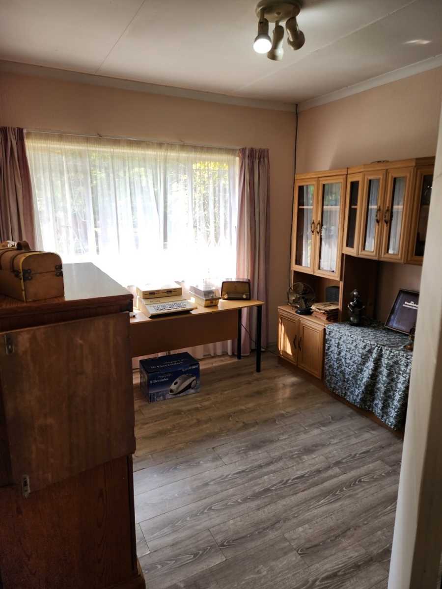4 Bedroom Property for Sale in Eldoraigne Gauteng