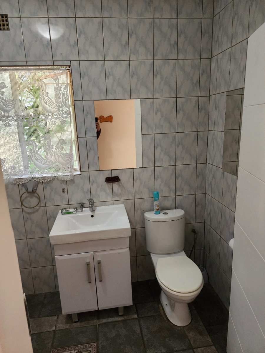 4 Bedroom Property for Sale in Eldoraigne Gauteng