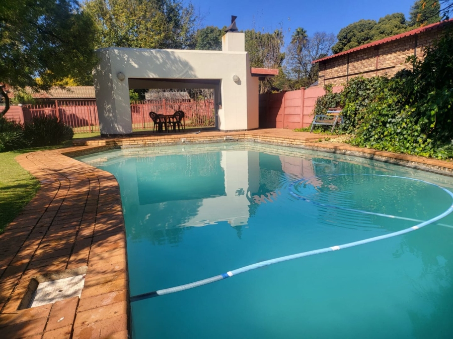 4 Bedroom Property for Sale in Eldoraigne Gauteng