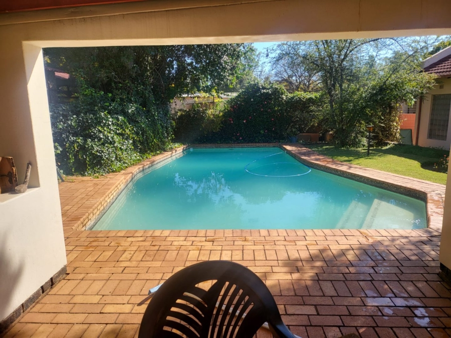 4 Bedroom Property for Sale in Eldoraigne Gauteng