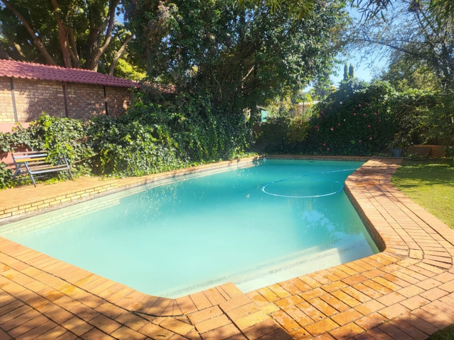 4 Bedroom Property for Sale in Eldoraigne Gauteng